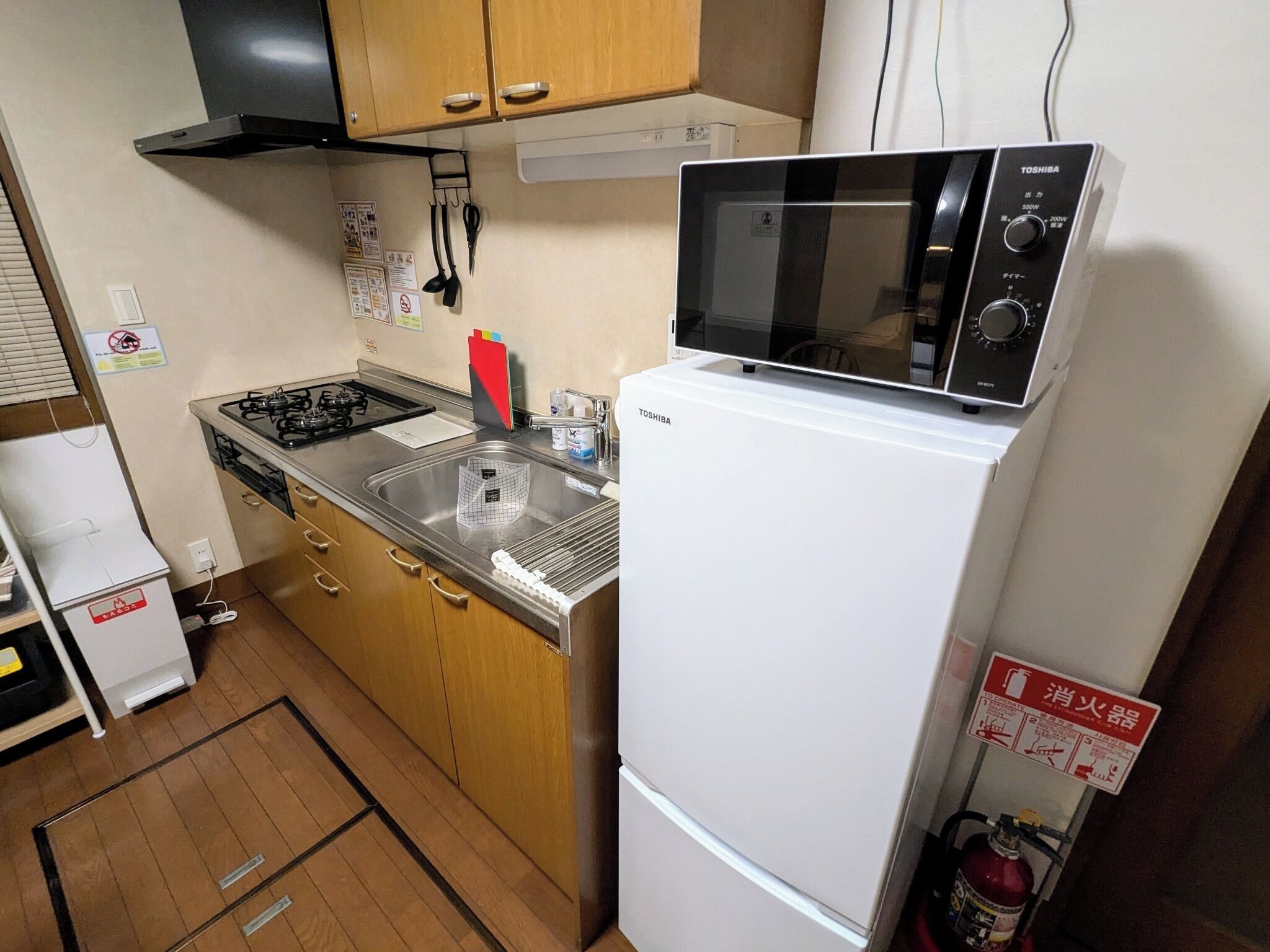 雪櫃、微波爐、廚房用具/餐具/器皿