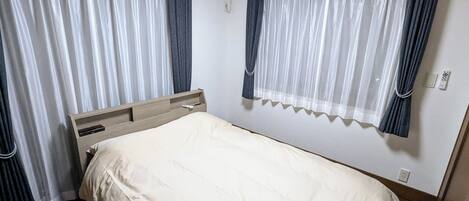 熨斗/熨衫板、上網、床單