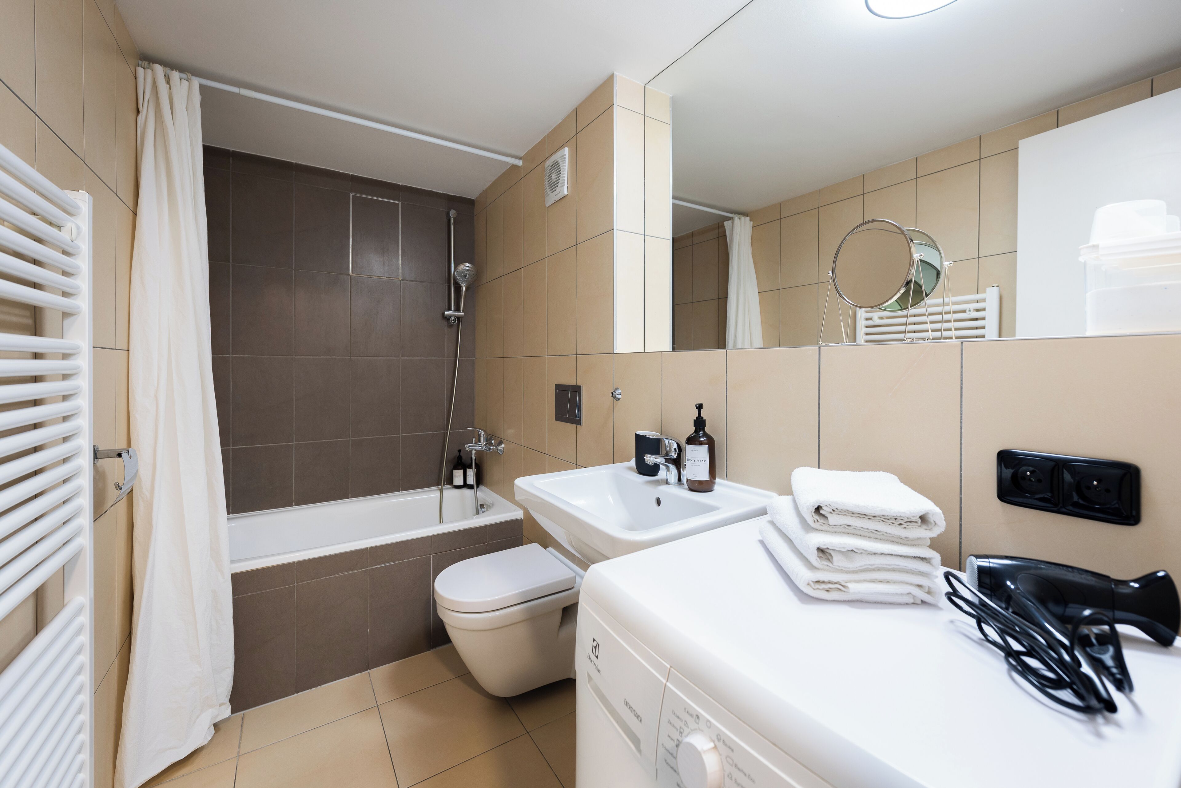 Apartamento clássico, sacada, vista para o pátio | Banheiro