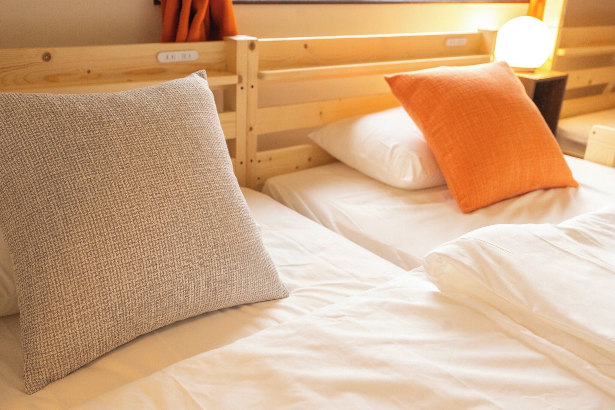 Schreibtisch, kostenloses WLAN, Bettwäsche