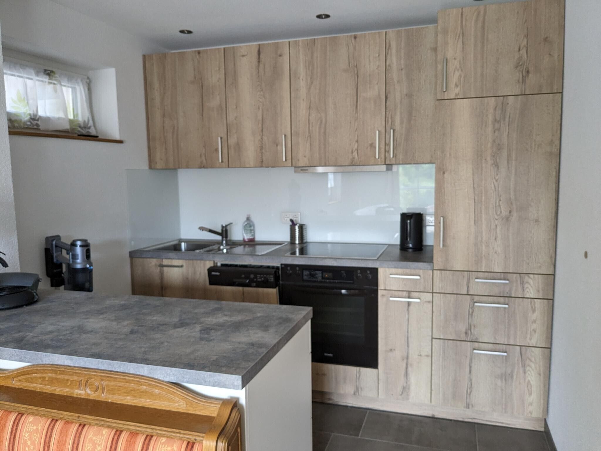 Geladeira, fogão, cooktop, lava-louças