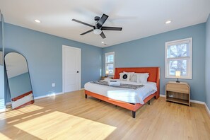 6 bedrooms, iron/ironing board, WiFi, bed sheets