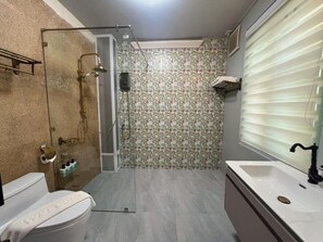 Suite, Sea View | Iron/ironing board, free WiFi - Casa Der See Boutique House (Songkhla)
