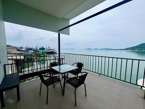 مكواة/لوح كي وواي فاي مجانًا