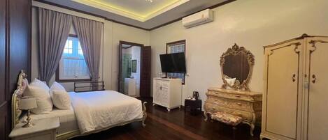 客房, 1 张特大床 | 熨斗/熨衣板、免费 WiFi