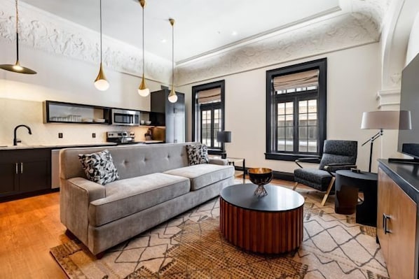 Room - 4BR 2-Story Historic Space Steps from French Quarter The Mayfair (New Orleans)