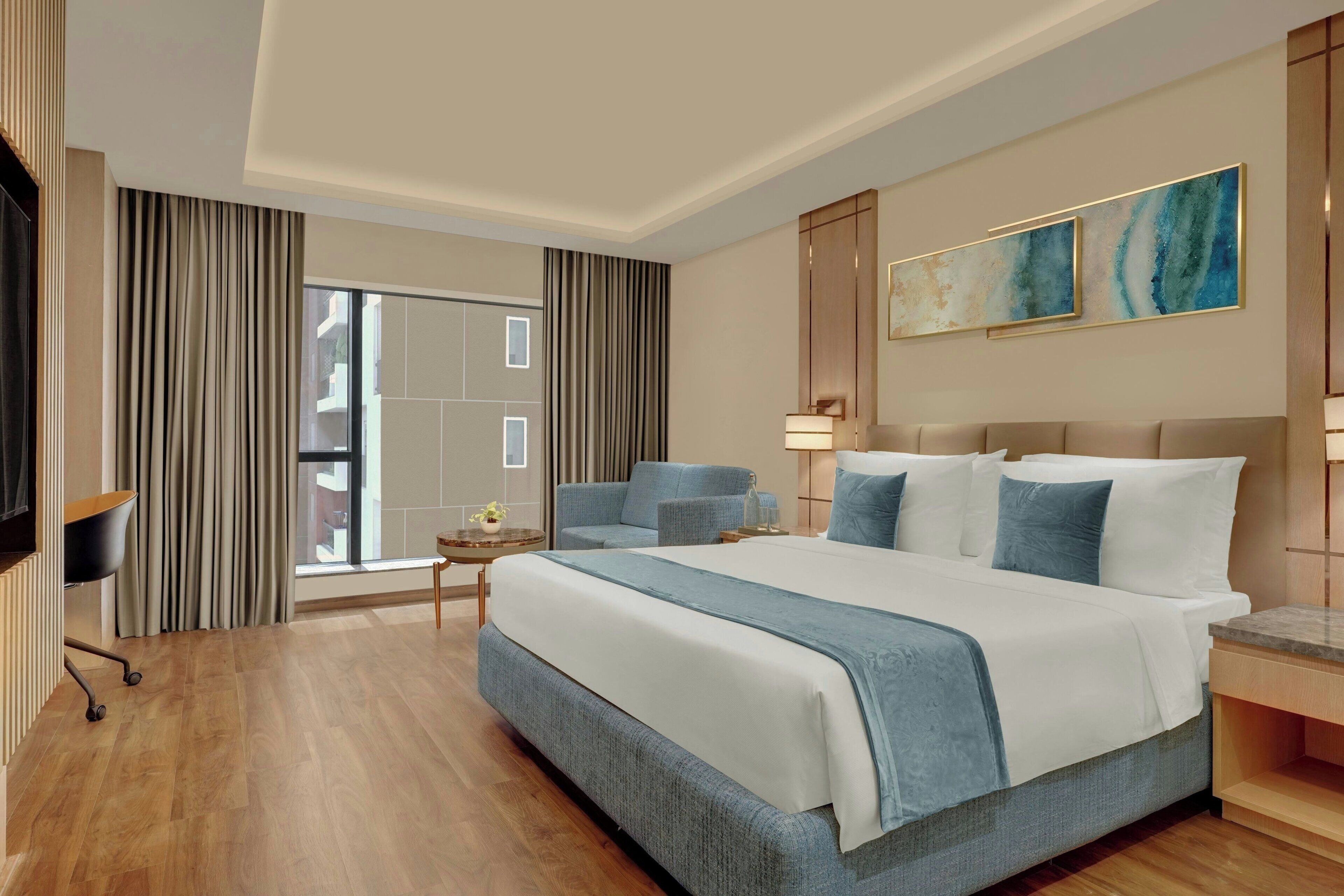 Premium-rum - 1 kingsize-säng - utsikt mot staden | Wi-fi