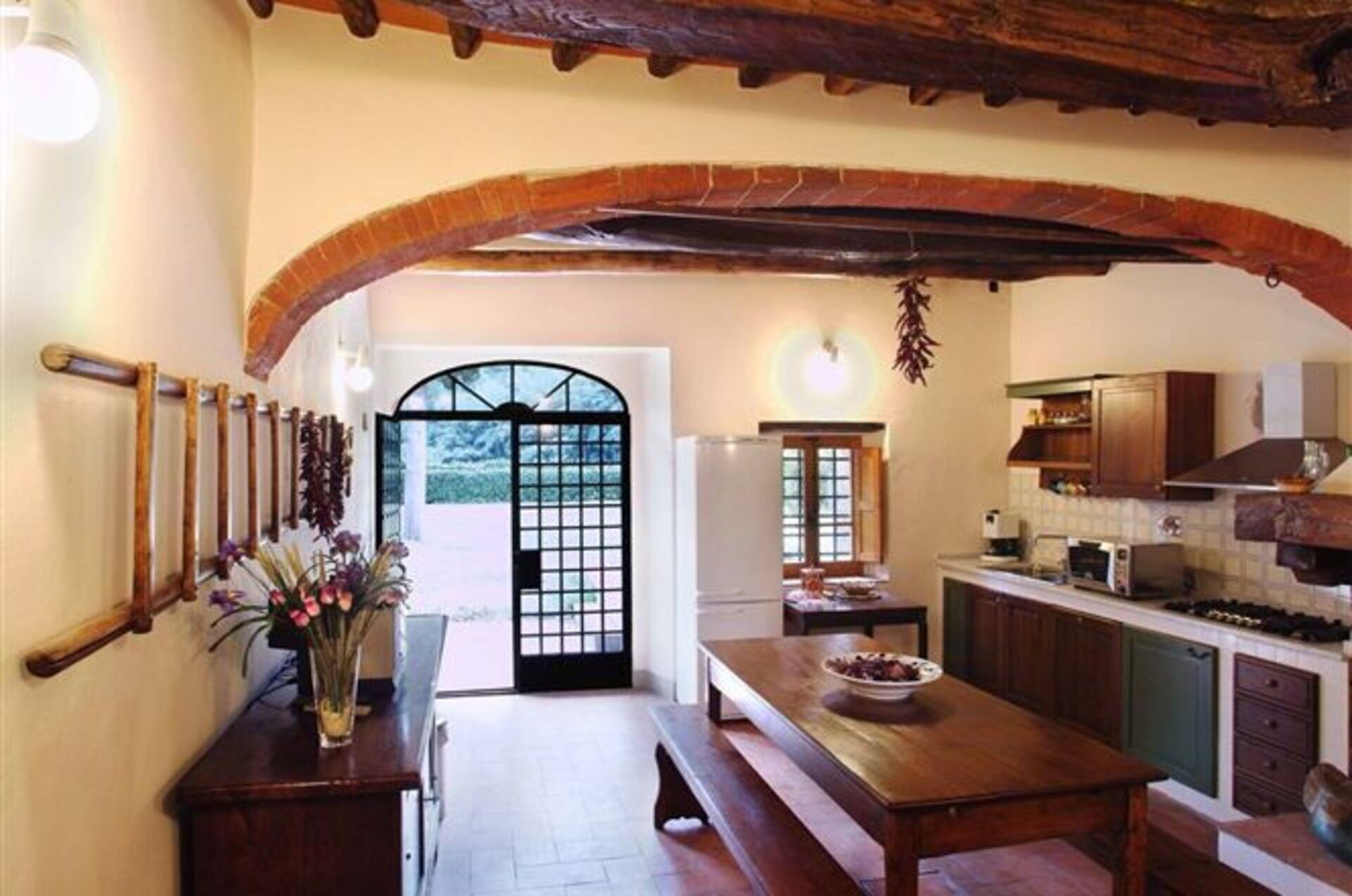 冰箱、微波炉、烤箱、炉灶