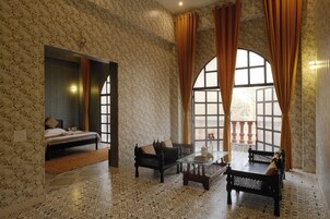 Premium Suite | Free WiFi, bed sheets