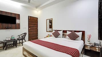 Standard Double Room | Pillowtop beds, desk, laptop workspace, free WiFi