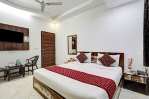 Standard Double Room | Pillowtop beds, desk, laptop workspace, free WiFi