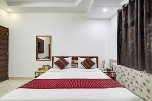 Standard Double Room | Pillowtop beds, desk, laptop workspace, free WiFi