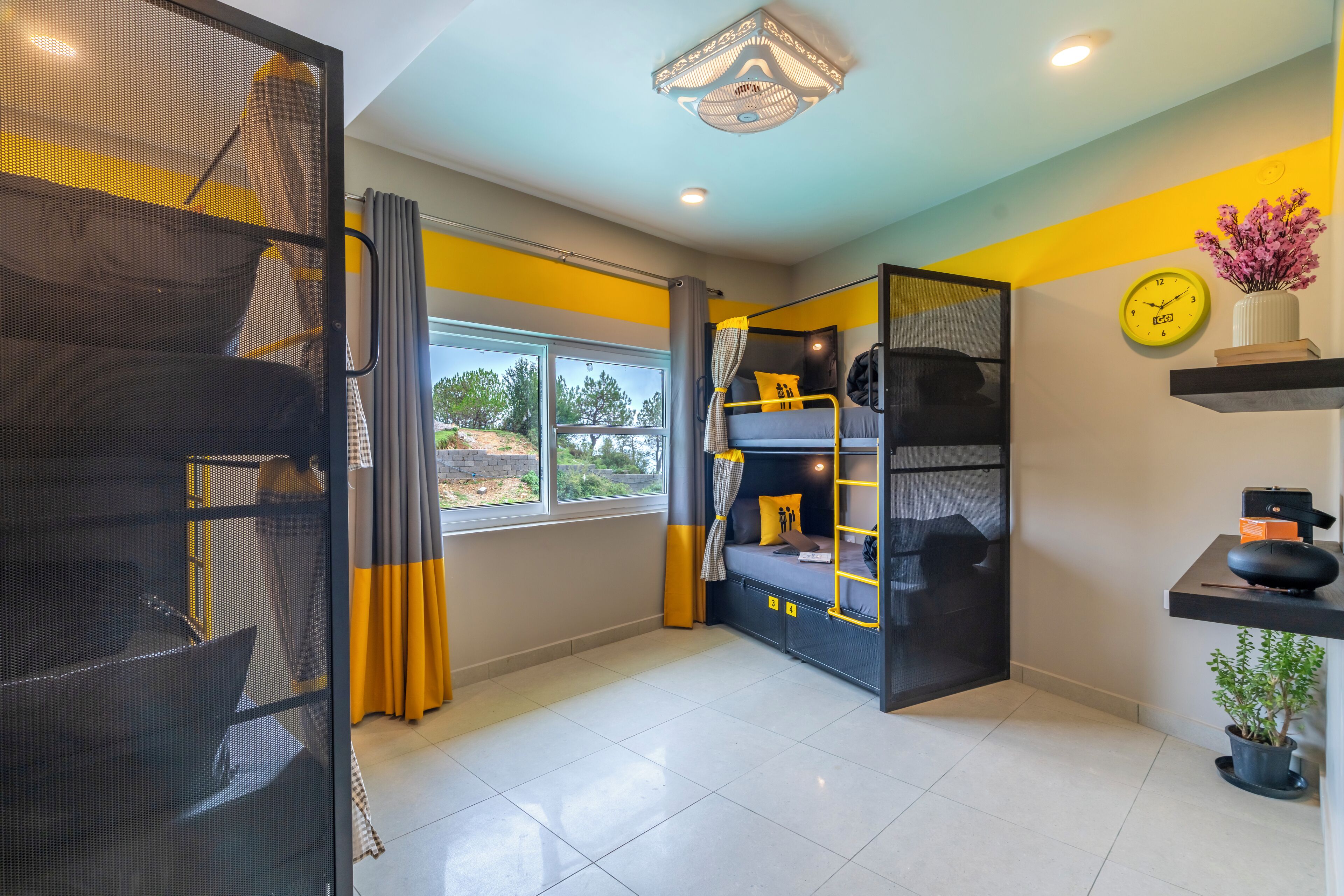 Bed in 4 Bed Female Dormitory | Δωρεάν Wi-Fi, κλιν οσκεπάσματα 