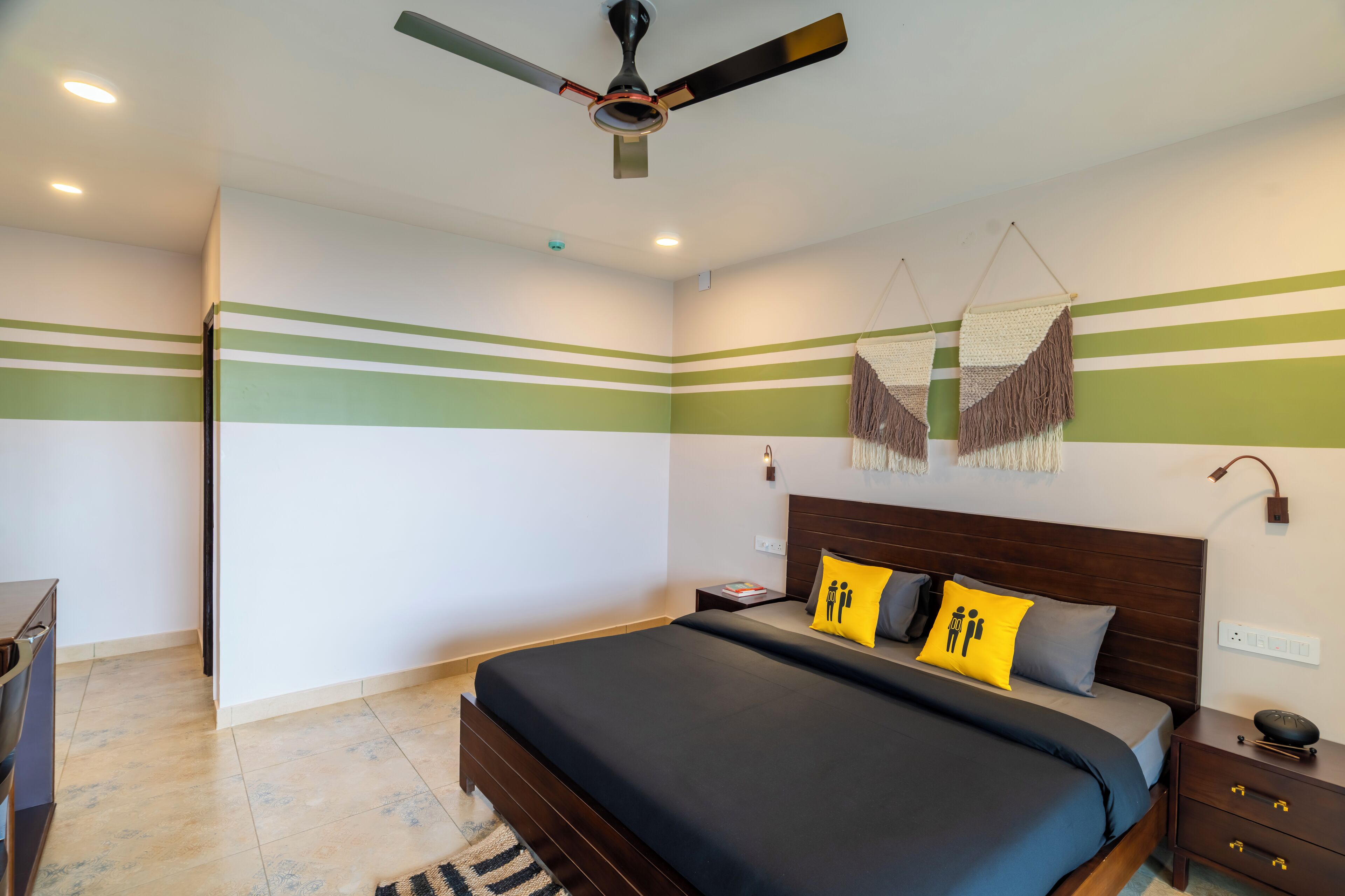 Deluxe Double Room with Balcony | Δωρεάν Wi-Fi, κλινοσκεπάσματα 