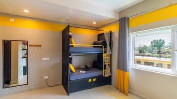 Bed in 8 Bed Mixed Dormitory with Balcony and Forest View | Free WiFi