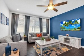 Room - Luxury Home at Sonoma 9 En-Suites Son102 (Kissimmee)