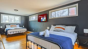 4 slaapkamers, een strijkplank/strijkijzer, wifi, beddengoed