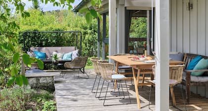 Ferienhaus für 9 Personen ruhig mit großem Garten, Nähe See