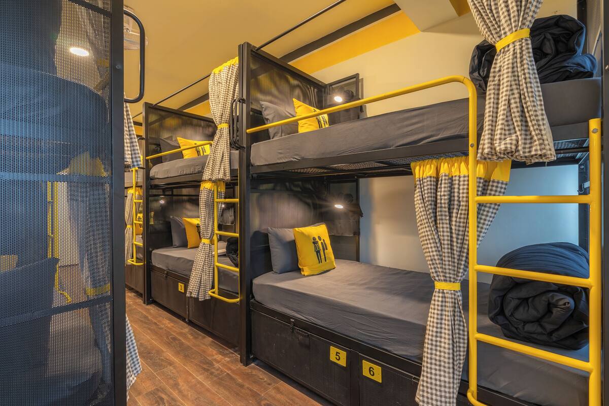 Bed in 10 Bed Mixed Dormitory | Free WiFi