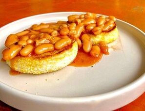 Standard Double Room | Makanan dan minuman