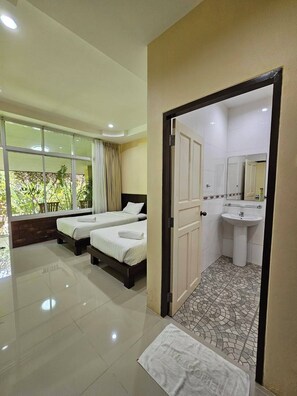 Towels, soap, shampoo, toilet paper