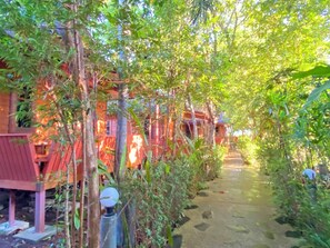 Deluxe Bungalow Double or Twin | 園景