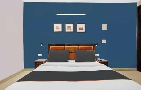 Classic Room | Rollaway beds, free WiFi, bed sheets