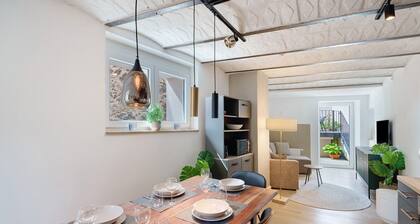 Kaisers Estate: Mountain Views, Private Terrace, and Wi-Fi