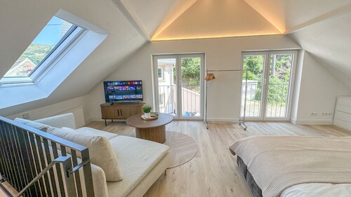 Apartment 'Kaisers Nescht' with Mountain View, Private Terrace and Wi-Fi