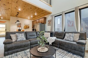 Smart-TV, Kamin, Tischfußball