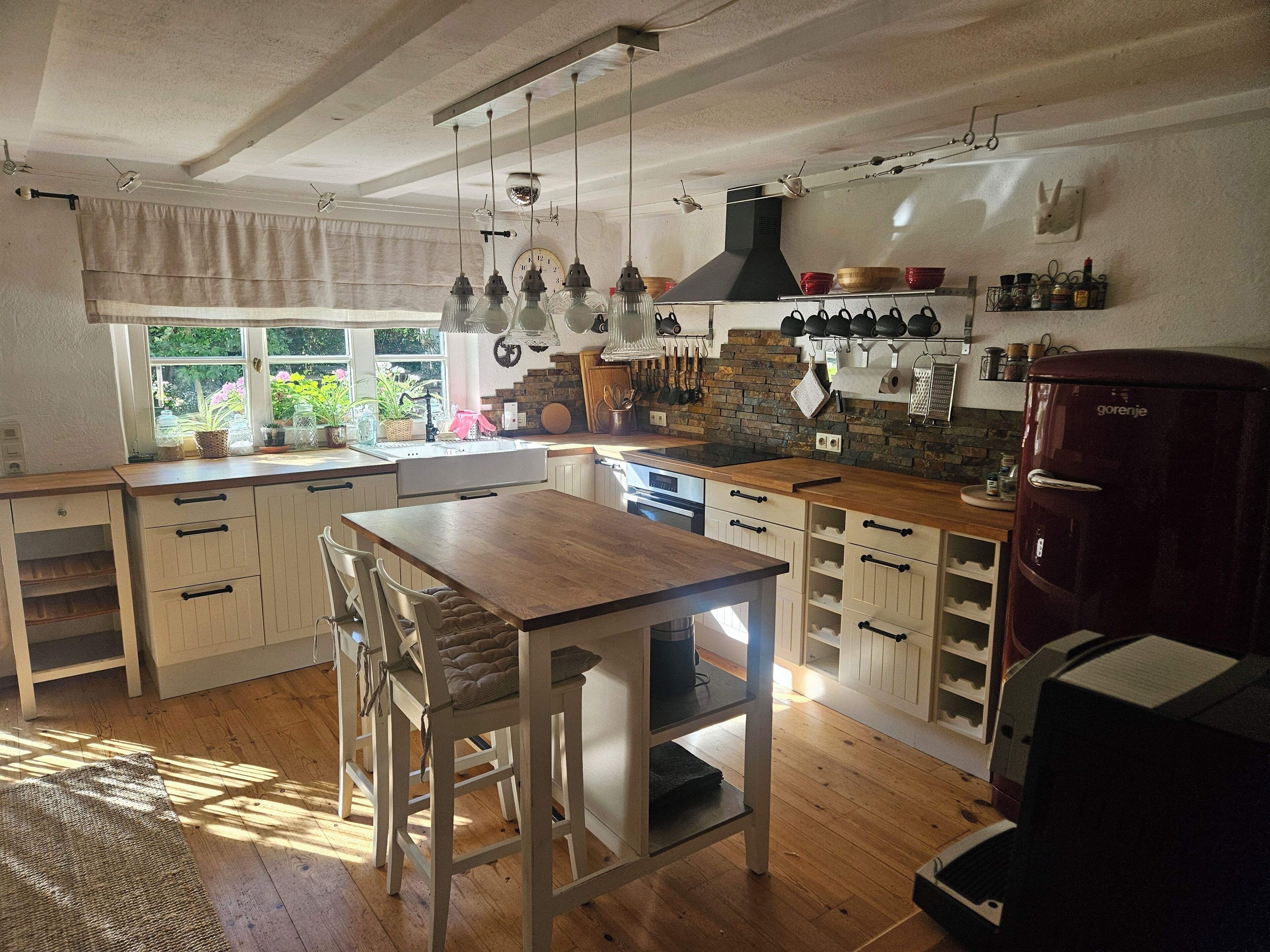 Refrigerador, horno, parrilla de estufa y lavavajillas 