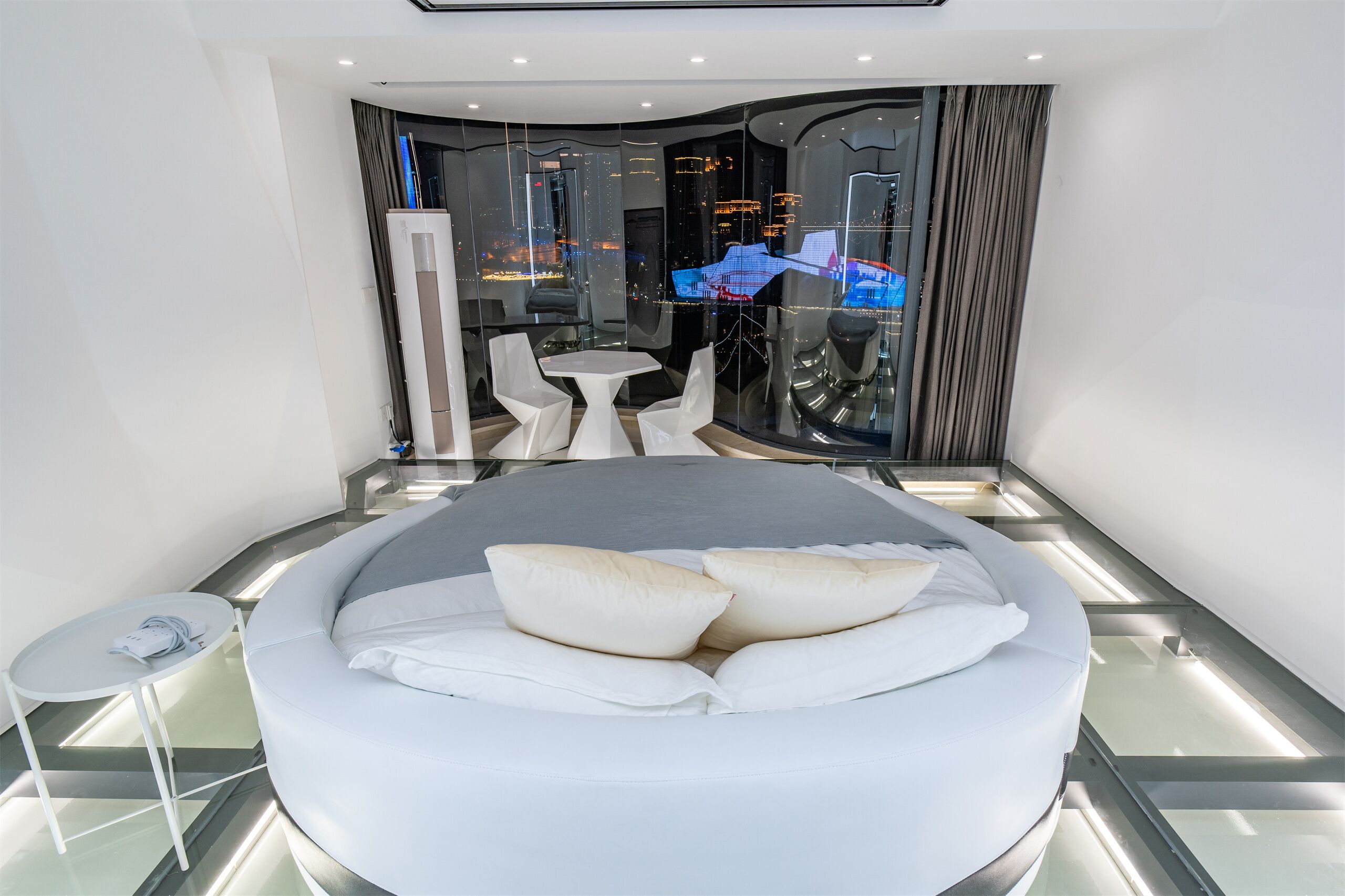 Comfort Apartment, Ocean View | Desk, laptop workspace, free WiFi