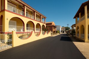 واجهة المنشأة