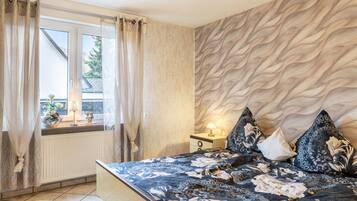 2 Schlafzimmer, Bügeleisen/Bügelbrett, WLAN, Bettwäsche