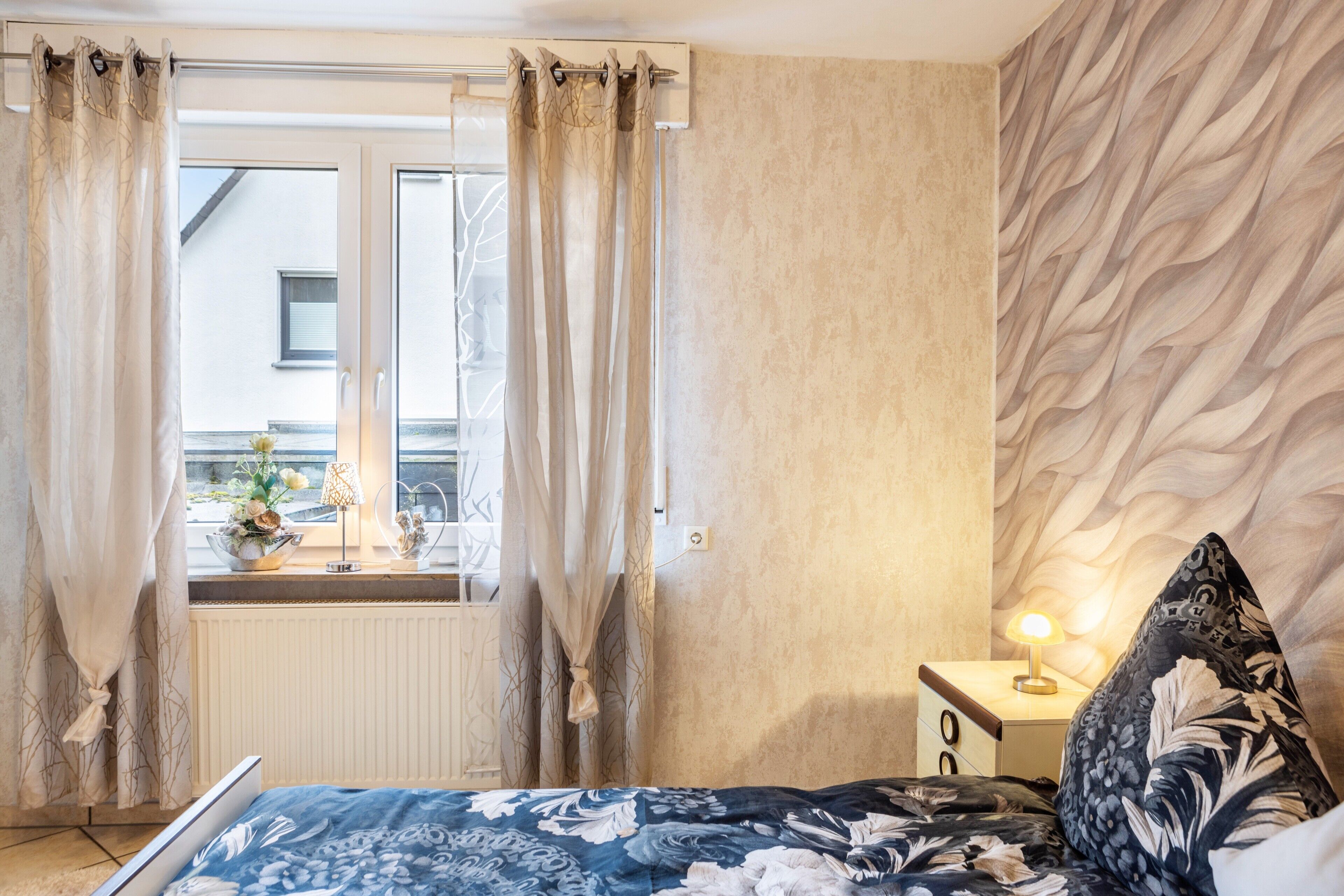 2 chambres, fer et planche à repasser, Wi-Fi, draps fournis