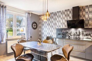 Dining - Apartment 'Marisa's Sauerland Dream' with Shared Terrace, Garden & Wi-Fi (Brilon)