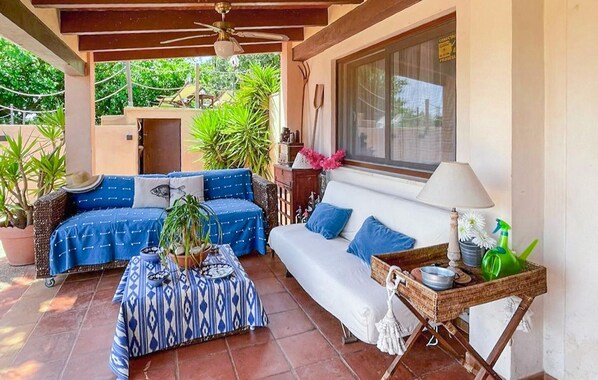 Property grounds - Stunning home in Marratxí with private swimming pool, can be inside or outside (Marratxí)