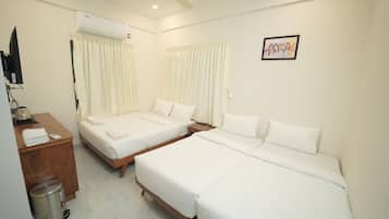 Desk, laptop workspace, free WiFi