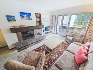 TV, fireplace, DVD player