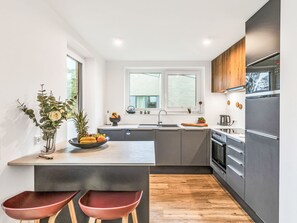 Fridge, microwave, oven, dishwasher