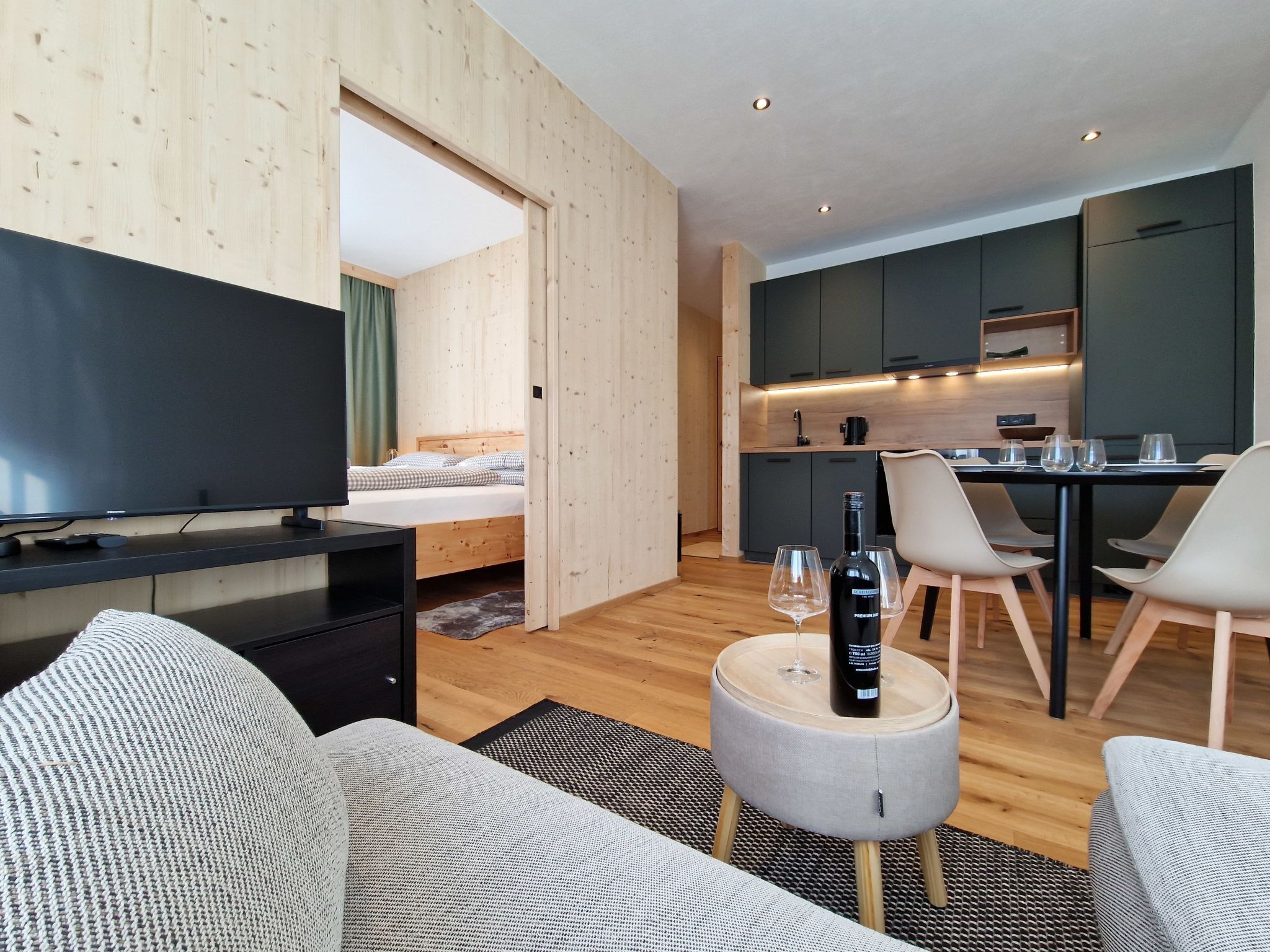 2 Schlafzimmer, Internetzugang