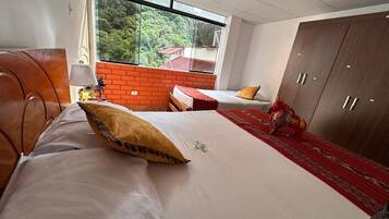 Family Quadruple Room, Mountain View | Free WiFi