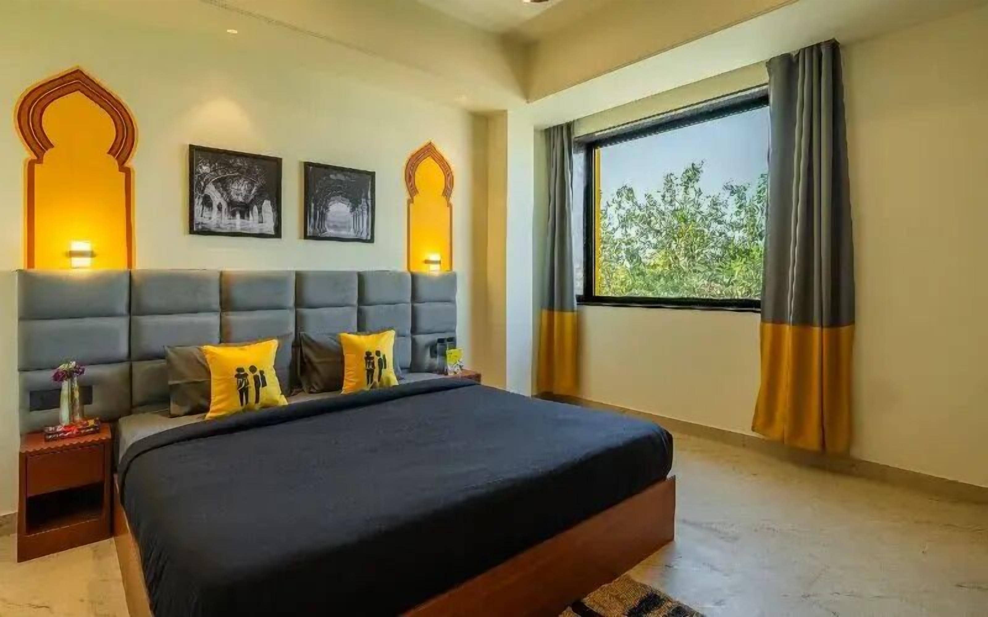 Premium Double Room with Bathtub and City View | View from room