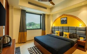 Deluxe Double Room with City View | View from room