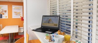 HOTEL FLEURY EX PREMEIRE CLASSE