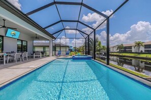 Unclassified image, 5 of 11, button - Villa Sunshine (Cape Coral)
