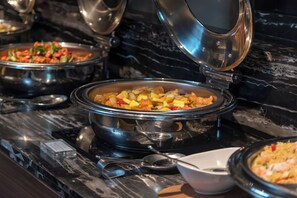 Desayuno buffet incluido todos los días