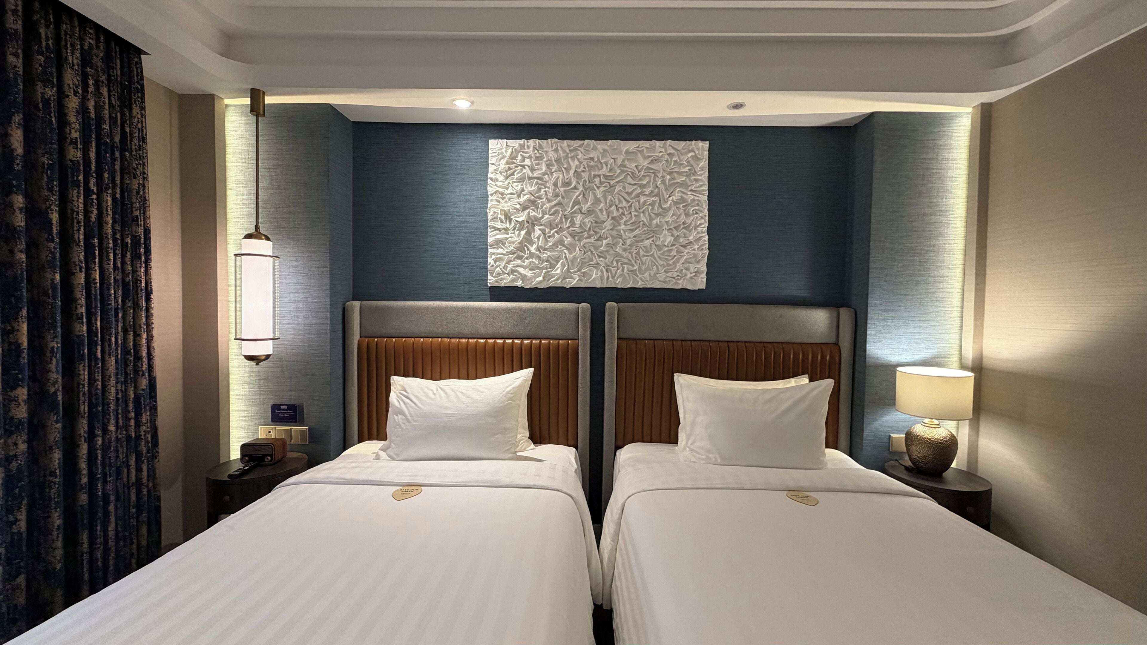 Superior Twin with Air Purifier | 客房内保险箱、遮光窗帘、免费 WiFi、床单