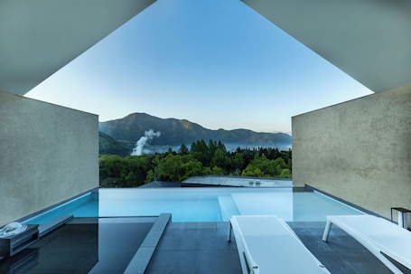 Executive Villa | Balcony view. ENOWA YUFUIN