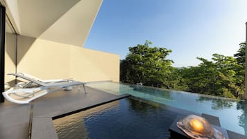 Luxury Villa | Balcony view